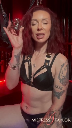 Let’s Lock You Away! – Miss Julia Taylor aka Missjuliataylorclips – Mp4